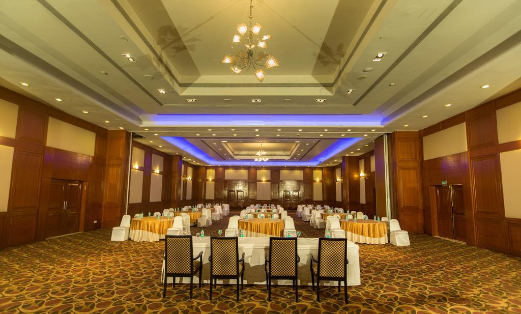 The Chancery Pavilion Bangalore Exteriör bild