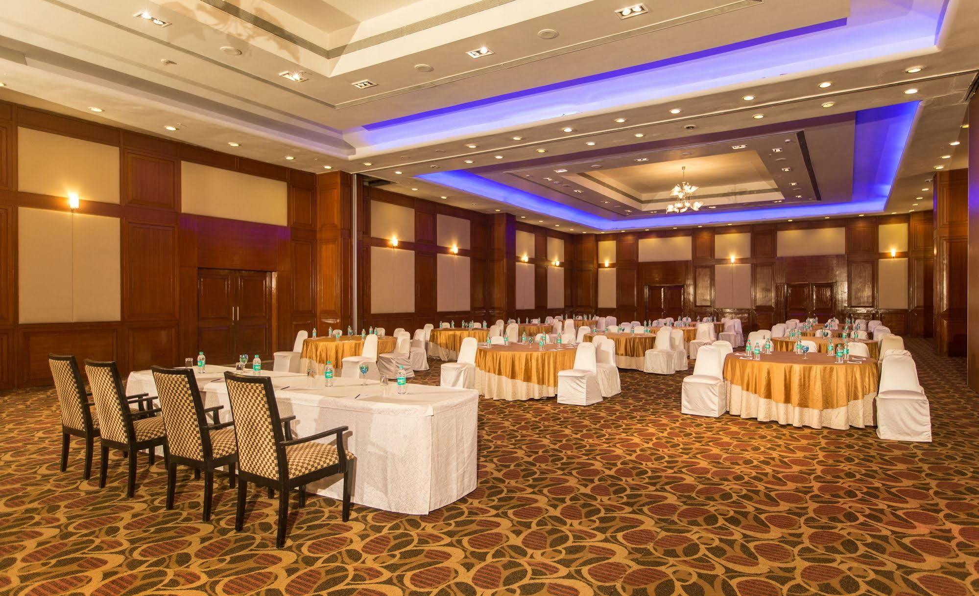 The Chancery Pavilion Bangalore Exteriör bild