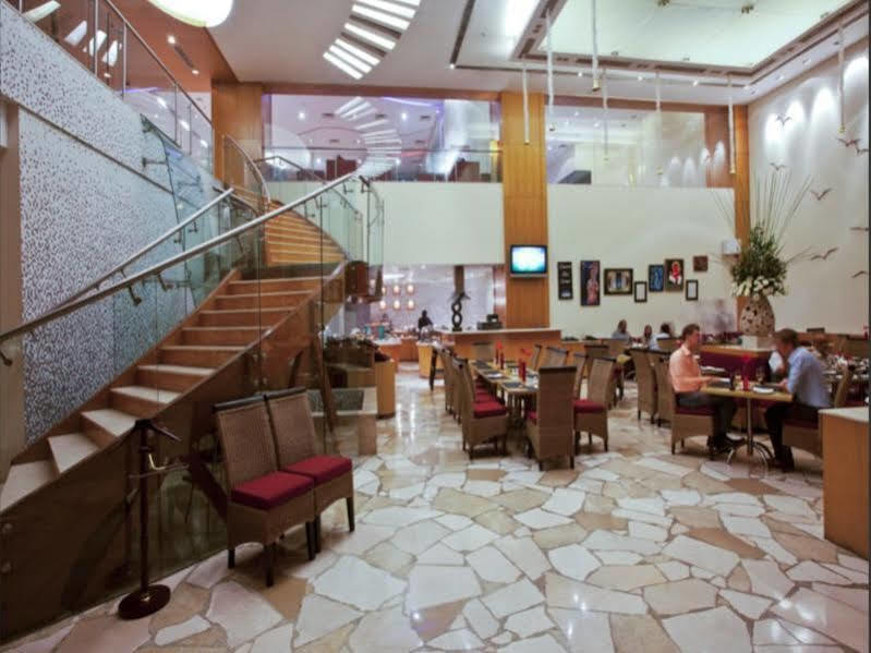 The Chancery Pavilion Bangalore Exteriör bild